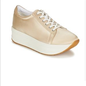 Vagabond satin champagne platform sneakers